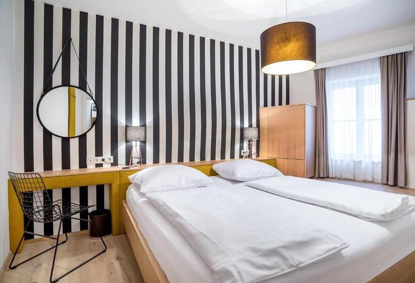 اتاق سوپریور چهار تخته, Altstadthotel Weisse Taube