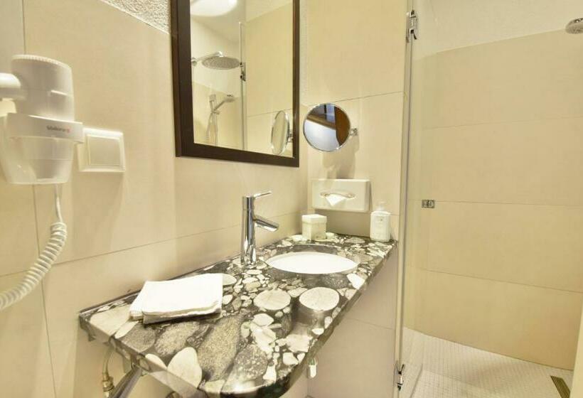 آپارتمان 2 خوابه, Amerika Holzer Hotel & Resort