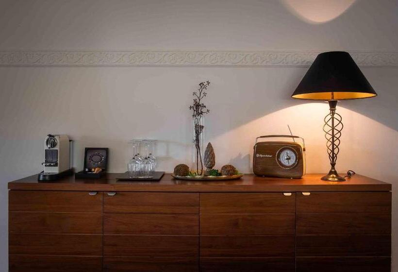 سوییت لوکس, Seehotel Europa
