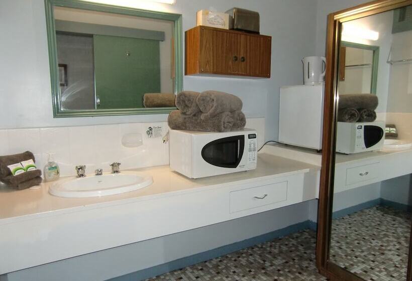 חדר סטנדרט, Castle Motel Bairnsdale
