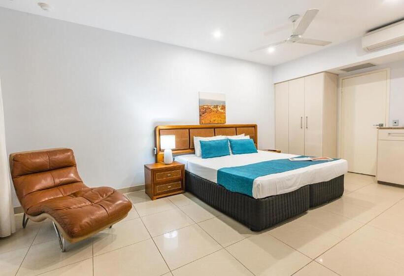 Студия Стандарт, Fitzroy Island Resort