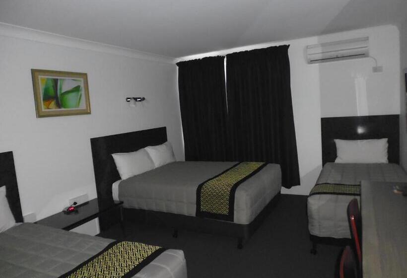 Семейный Номер, Burke & Wills Motor Inn