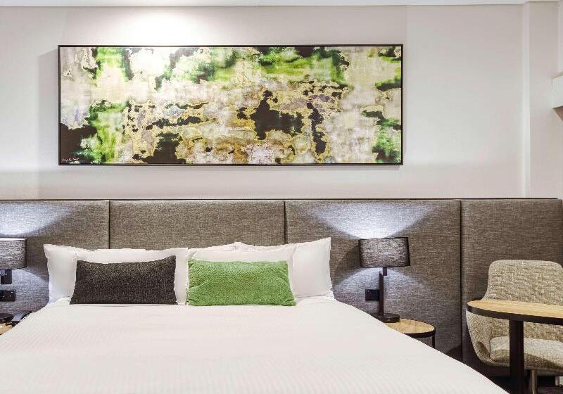 Семейный Номер Deluxe, Mercure Penrith