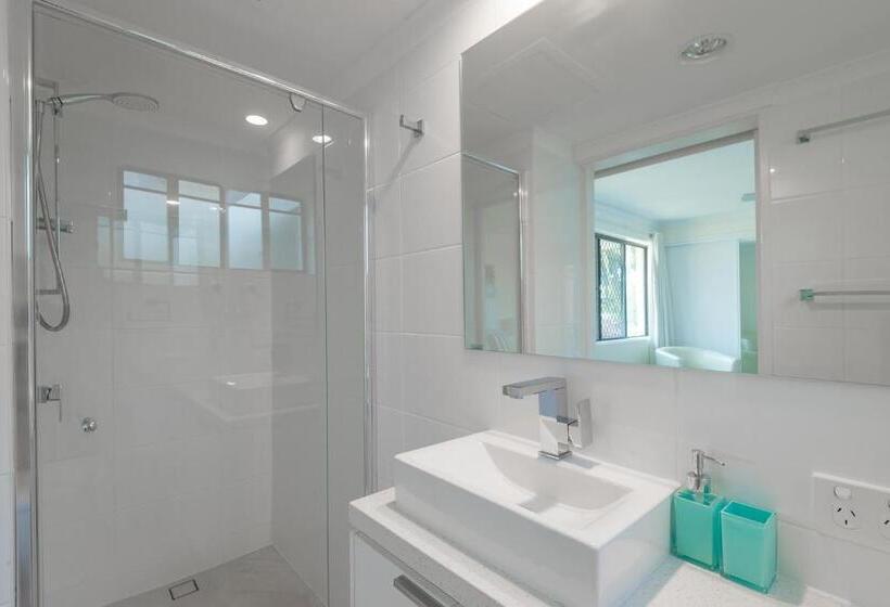 带3个卧室的高级公寓, Munna Beach Apartments
