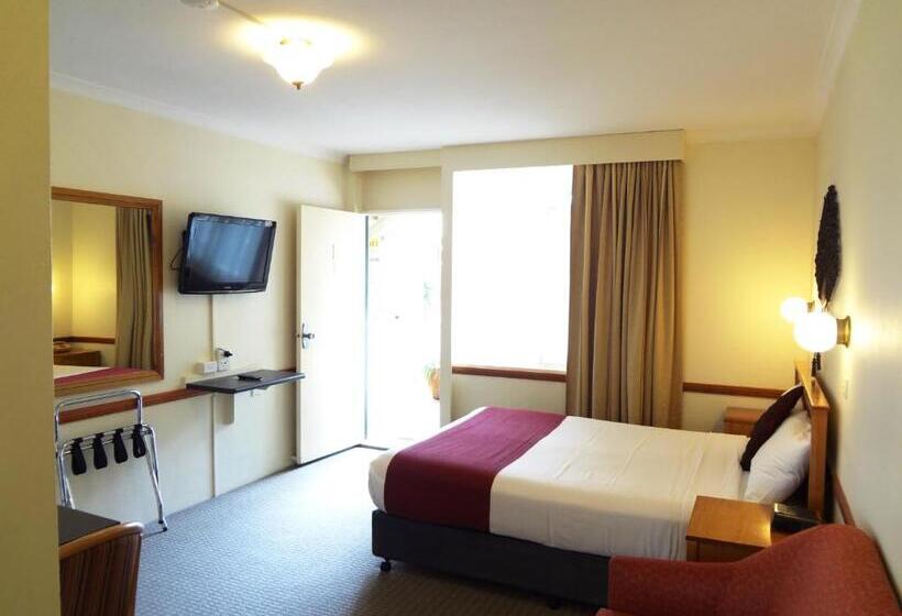 Номер Superior, Three Explorers Motel