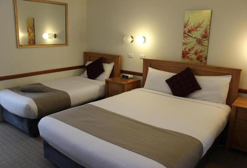 Семейный Номер Deluxe, Three Explorers Motel