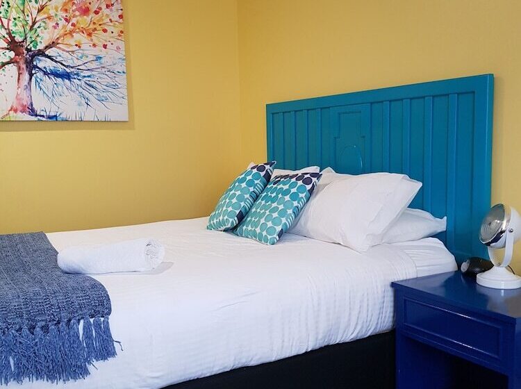 스탠다드 룸, Town House Motor Inn