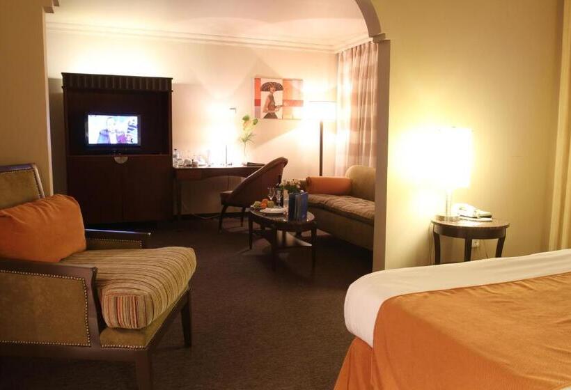 Люкс, Ramada By Wyndham Sofia City Center