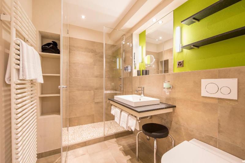 Habitación Triple Clásica, Belvedere Swiss Quality