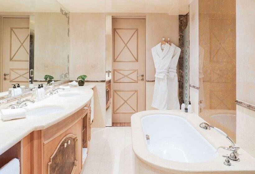 Пентхаус Люкс, Carlton Hotel St Moritz   The Leading Hotels Of The World