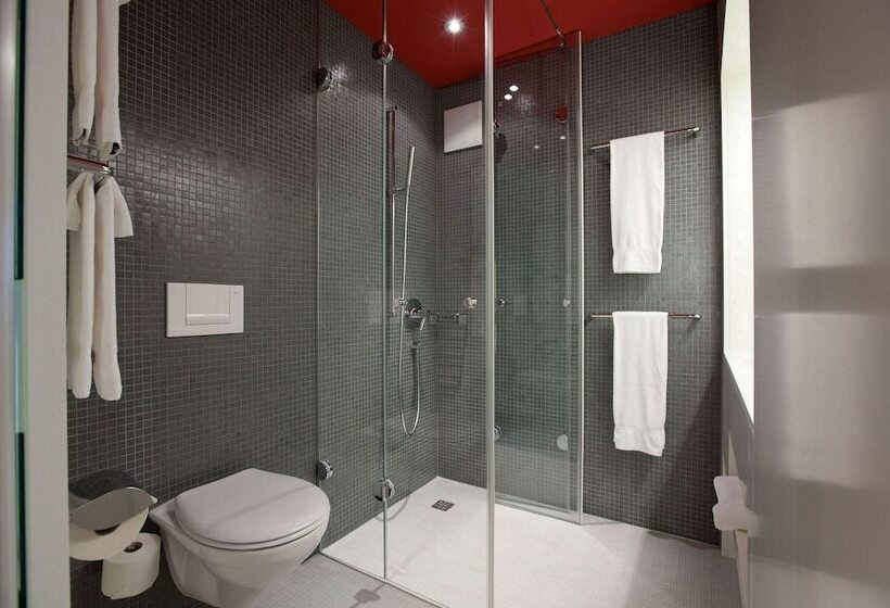 Индивидуальный Номер Interior, Dom