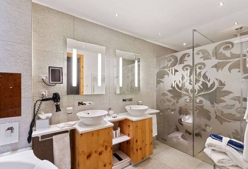 Люкс Superior, Grand Hotel Zermatterhof