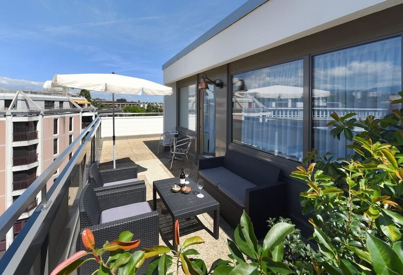 آپارتمان 1 خوابه با تراس, Home Swiss