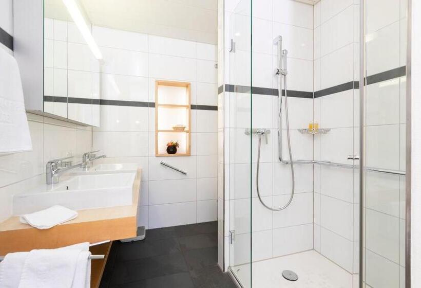 Номер Deluxe с Балконом, Park Hotel Am Rhein   Gesundheitshotel Und Residenzen