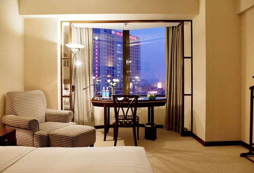 Люкс Повышенной Комфортности, Rosedale Hotel And Suites Guangzhou