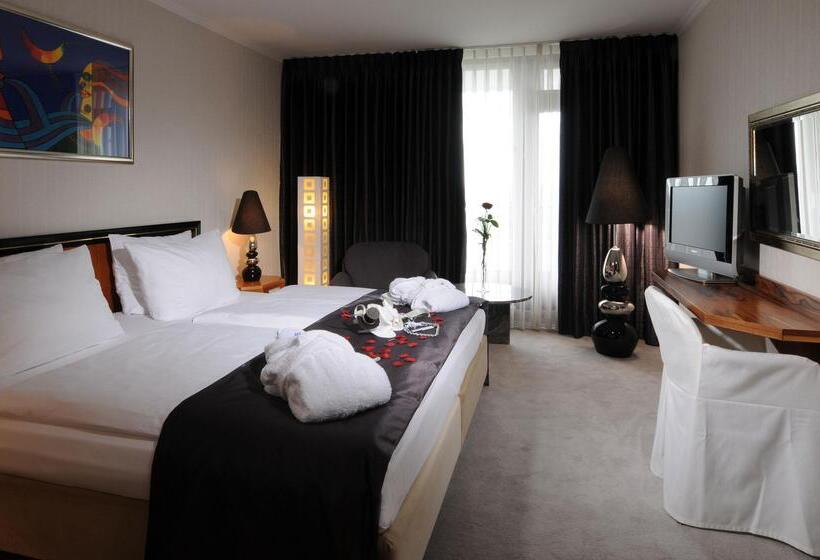 Номер Стандарт, Plaza Hotel Gelsenkirchen