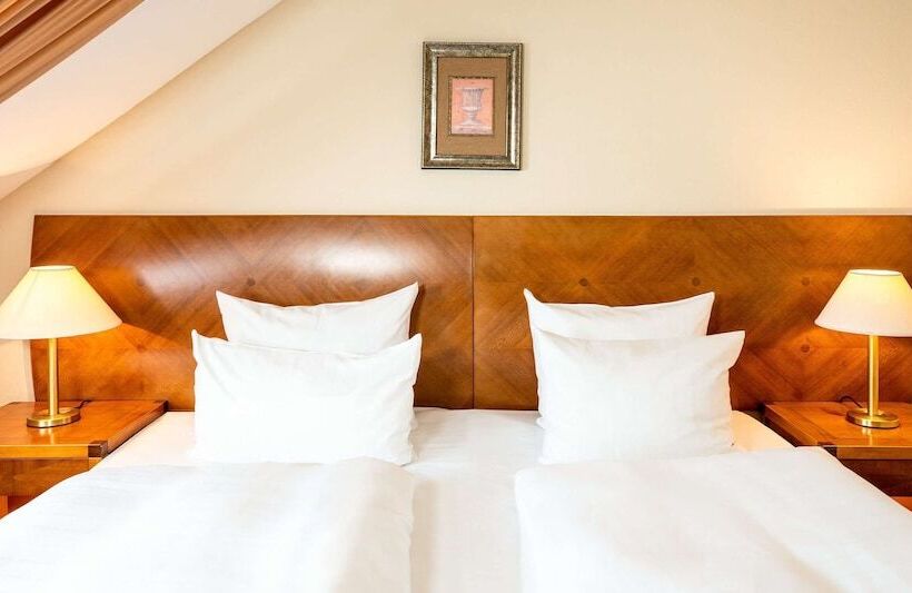 Полулюкс, Best Western Victor S Residenz Hotel Rodenhof