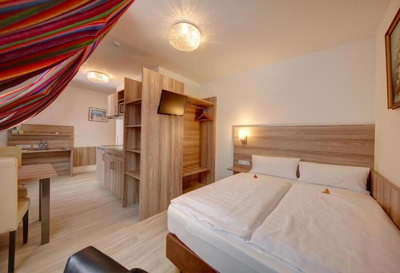 Апартаменты 1 Спальня, Apart Hotel Deutschmeister