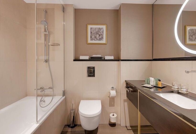 行政房间, Hilton Munich City