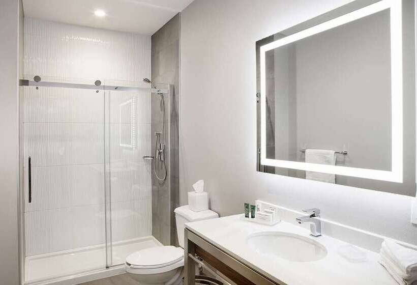 주니어 스위트 킹사이즈 침대, Hilton Munich City