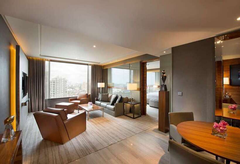 带大床的行政房间, Hilton Munich City