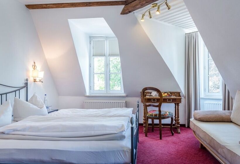Номер Стандарт Трехместный, Laimer Hof Am Schloss Nymphenburg
