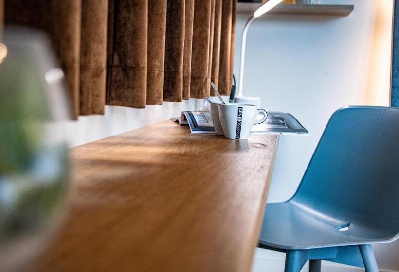 Номер Economy, Aigle D Or  Strasbourg Nord