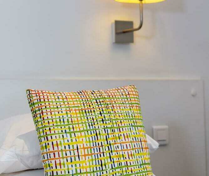 اتاق استاندارد, Yelo Lumière Powered By Sonder