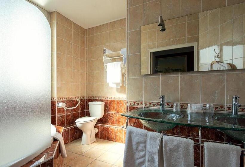 Quarto Familiar, Best Western Central