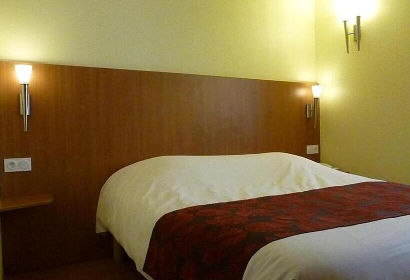 Номер Стандарт, Brit Hotel Poitiers Beaulieu