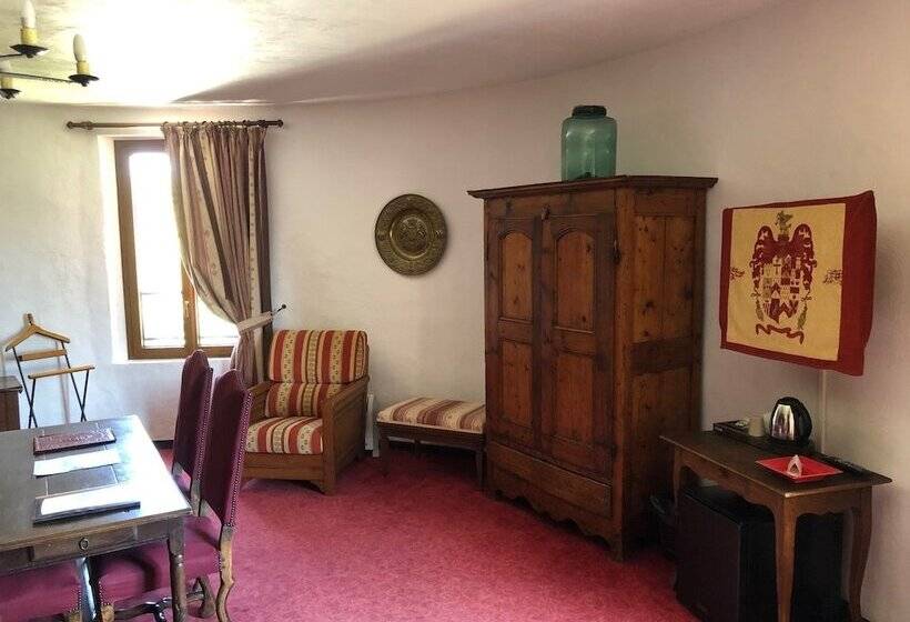 Номер Deluxe, Château De Trigance