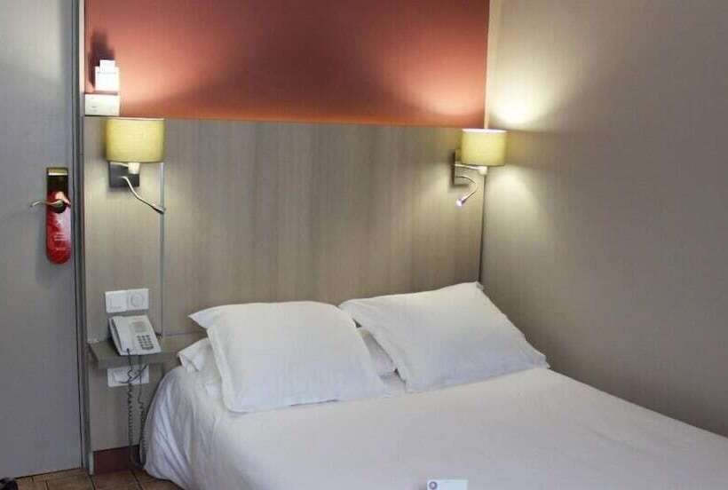 Номер Стандарт, The Originals Boutique, Hôtel Cassitel, Cassis