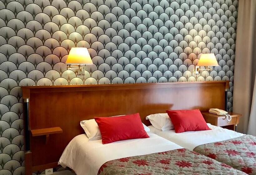 غرفة كمفورت مع بلكونة, Diana