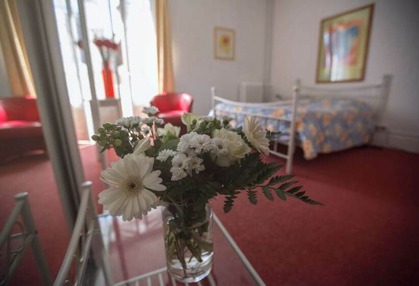 Номер Стандарт, Hôtel Thermal