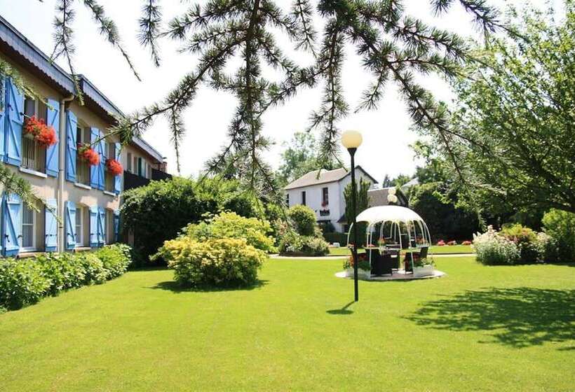 Полулюкс, La Berteliere, The Originals Relais