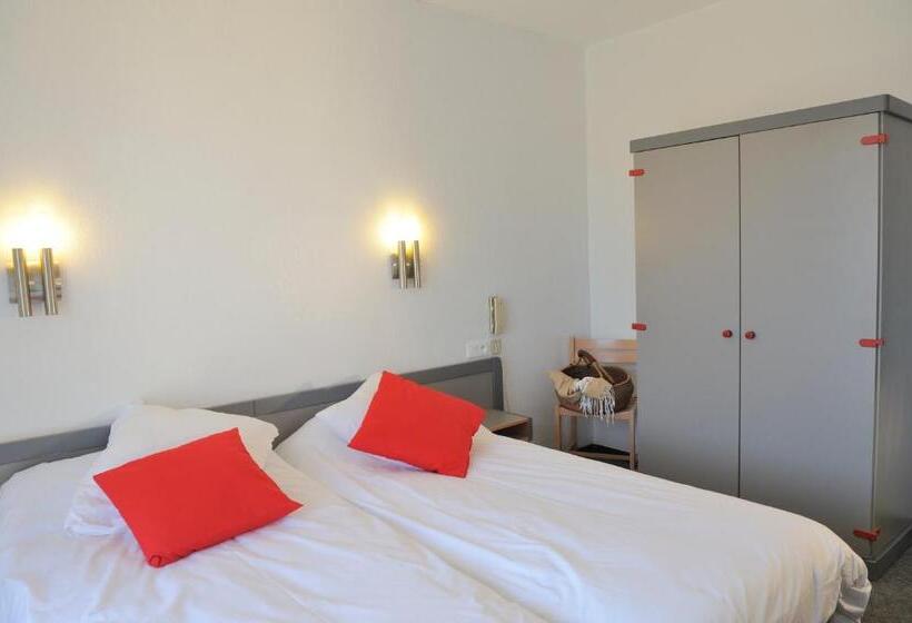 Номер Комфорт, Hôtel Les Mimosas