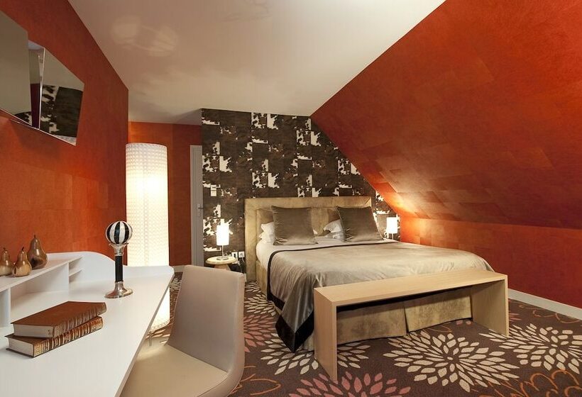 اتاق سوپریور, Le Manoir Du Lys, The Originals Relais