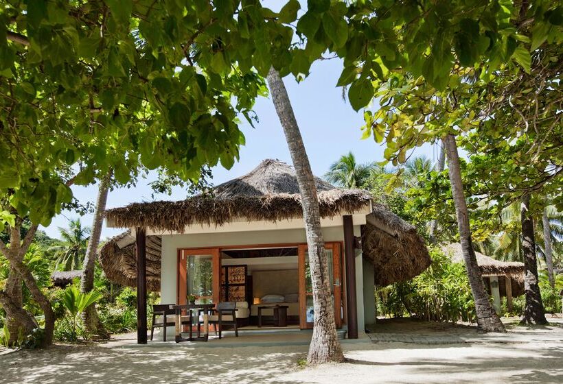 Номер Стандарт, Castaway Island, Fiji