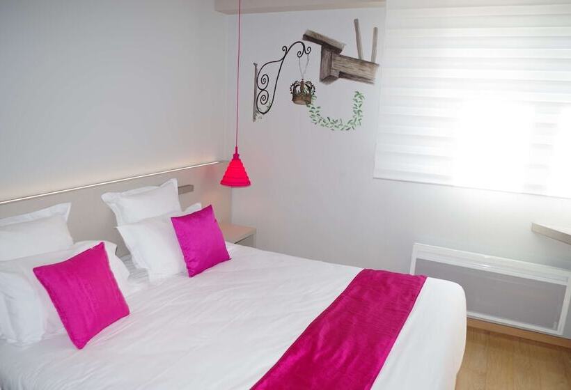 Семейный Номер, Best Western Hotel & Spa Le Schoenenbourg   Riquewihr   Proche Colmar