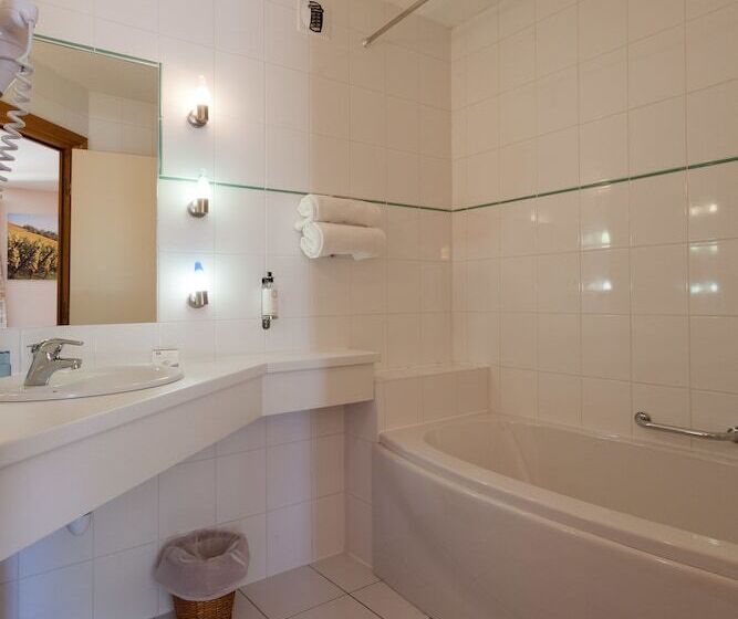 Номер Superior, Best Western Hotel & Spa Le Schoenenbourg   Riquewihr   Proche Colmar