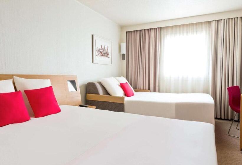 Номер Классика Двуспальная Кровать, Novotel Atria Nimes Centre