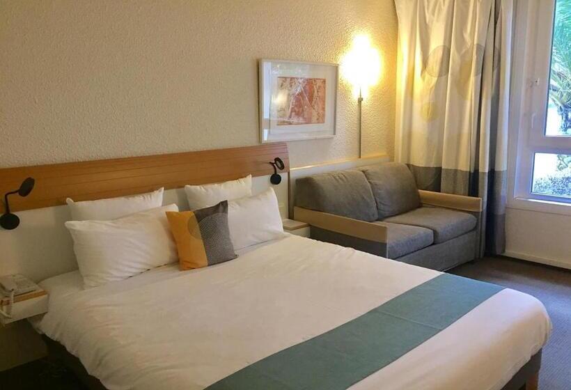 Номер Стандарт Трехместный, Novotel Marseille Est Porte D Aubagne