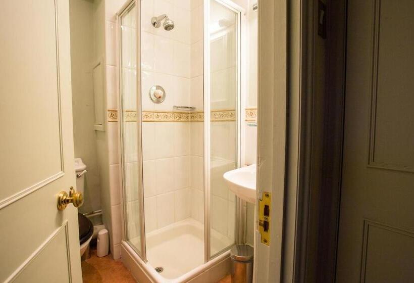 Номер Basic, Dukes Bath