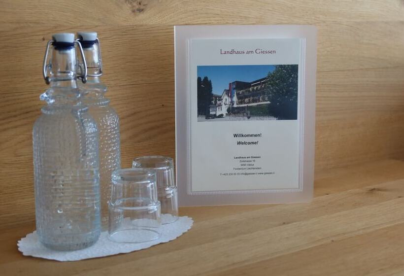 标准间, Giessen Hotel & Coffeehouse