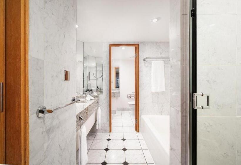 Люкс с Видом, The Chelsea Harbour Hotel And Spa