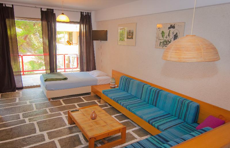 سوییت, Apollonia Hotel Apartments