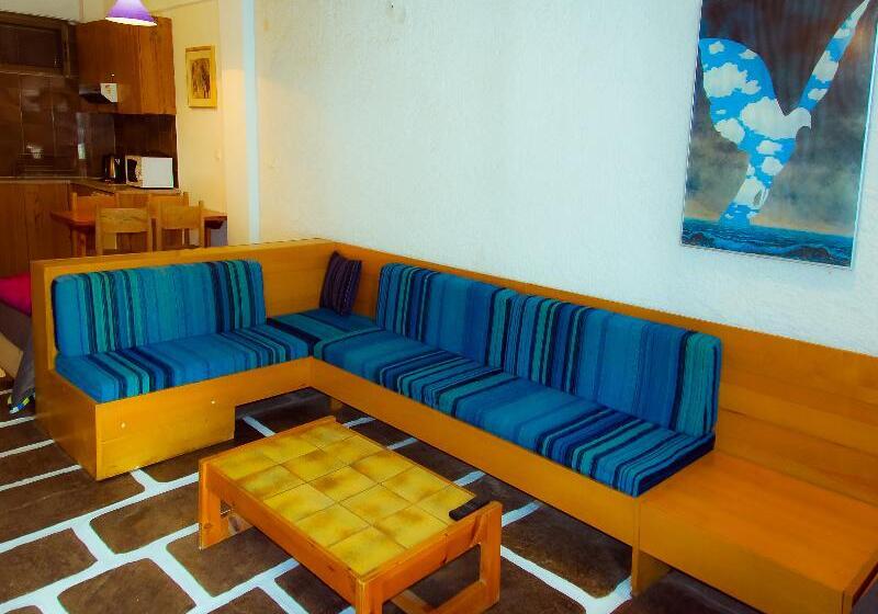 سوییت, Apollonia Hotel Apartments