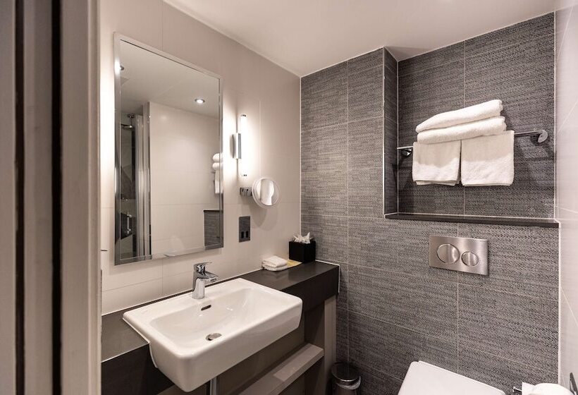Номер Deluxe, Doubletree By Hilton  London  West End