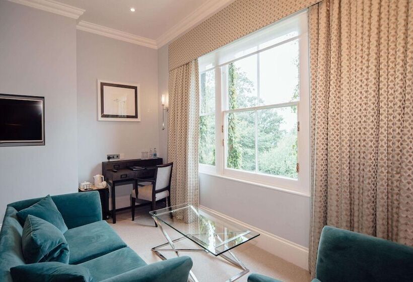 Номер Deluxe, Oatlands Park