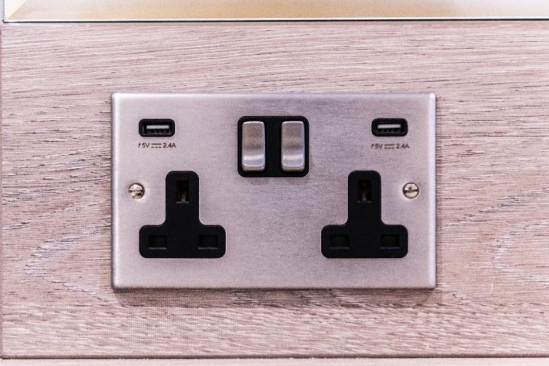 اتاق استاندارد, Byron